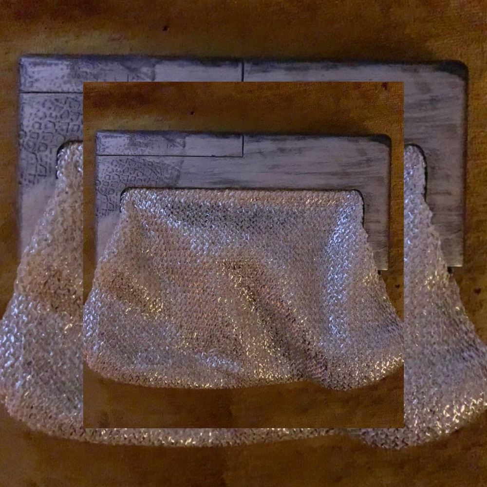 Silver clutch